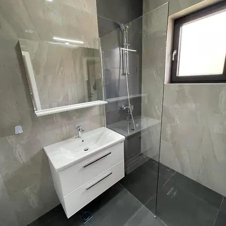 Pazaric Villa Doljani (Hadzici)