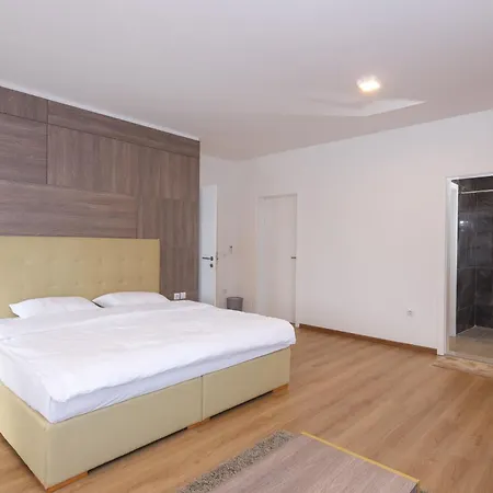 Pazaric Villa *